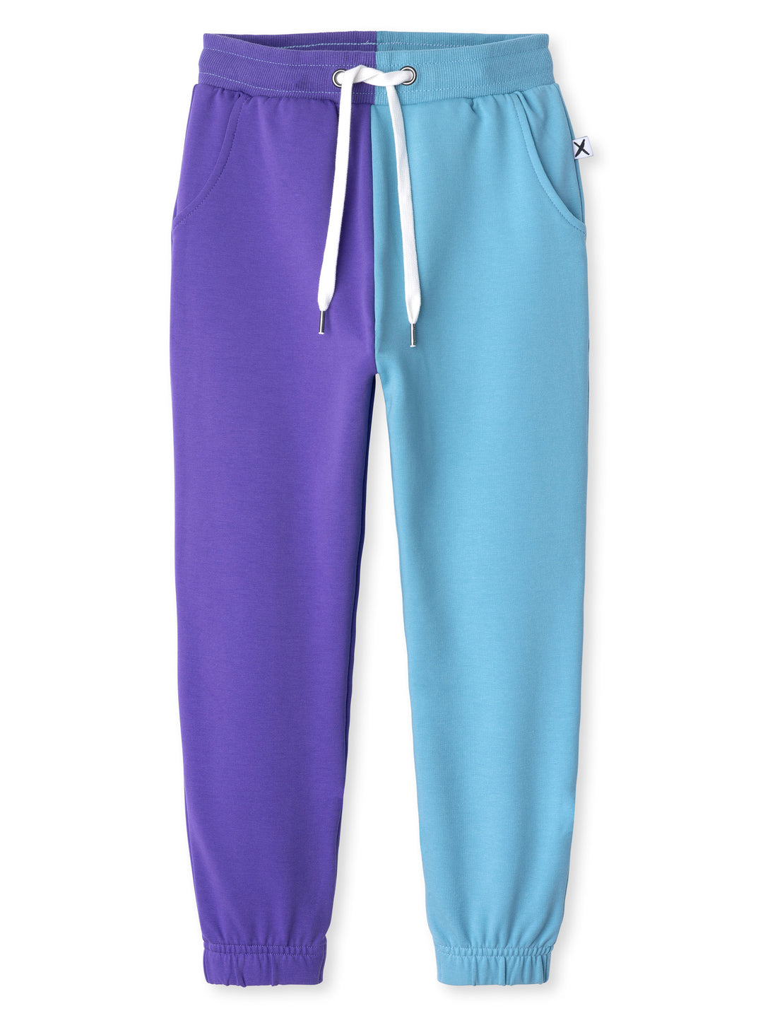 Minti kids clothing. Wider leg trackies with front pockets, shoelace cord, 2x2 rib elasticated waistband and gathered cuffs. Small Minti embroidery on the back. 320 Gram // 95% Cotton // 5% Elastane.