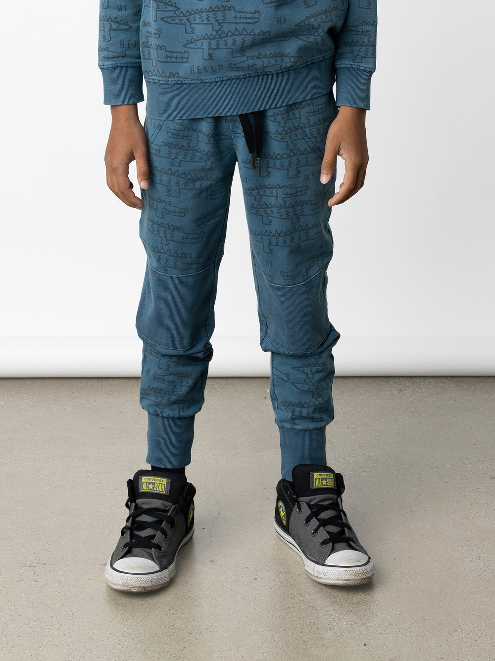 Minti kids clothing. Straight leg trackies with reinforced 2x2 rib knee patches, front pockets, elasticated waistband with shoelace cord and a 2x2 rib back pocket. 260 Gram // 95% Cotton // 5% Elastane.