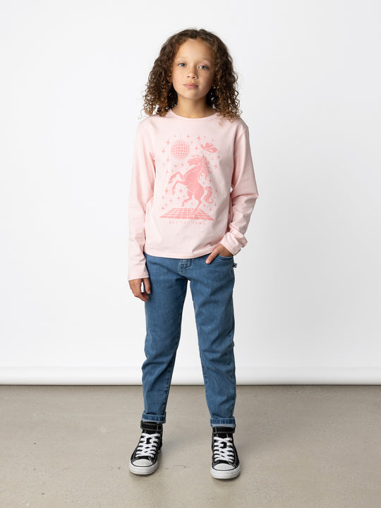 Minti kids clothing. Boxy style long sleeved tee. 190 Gram // 95% Cotton // 5% Elastane.