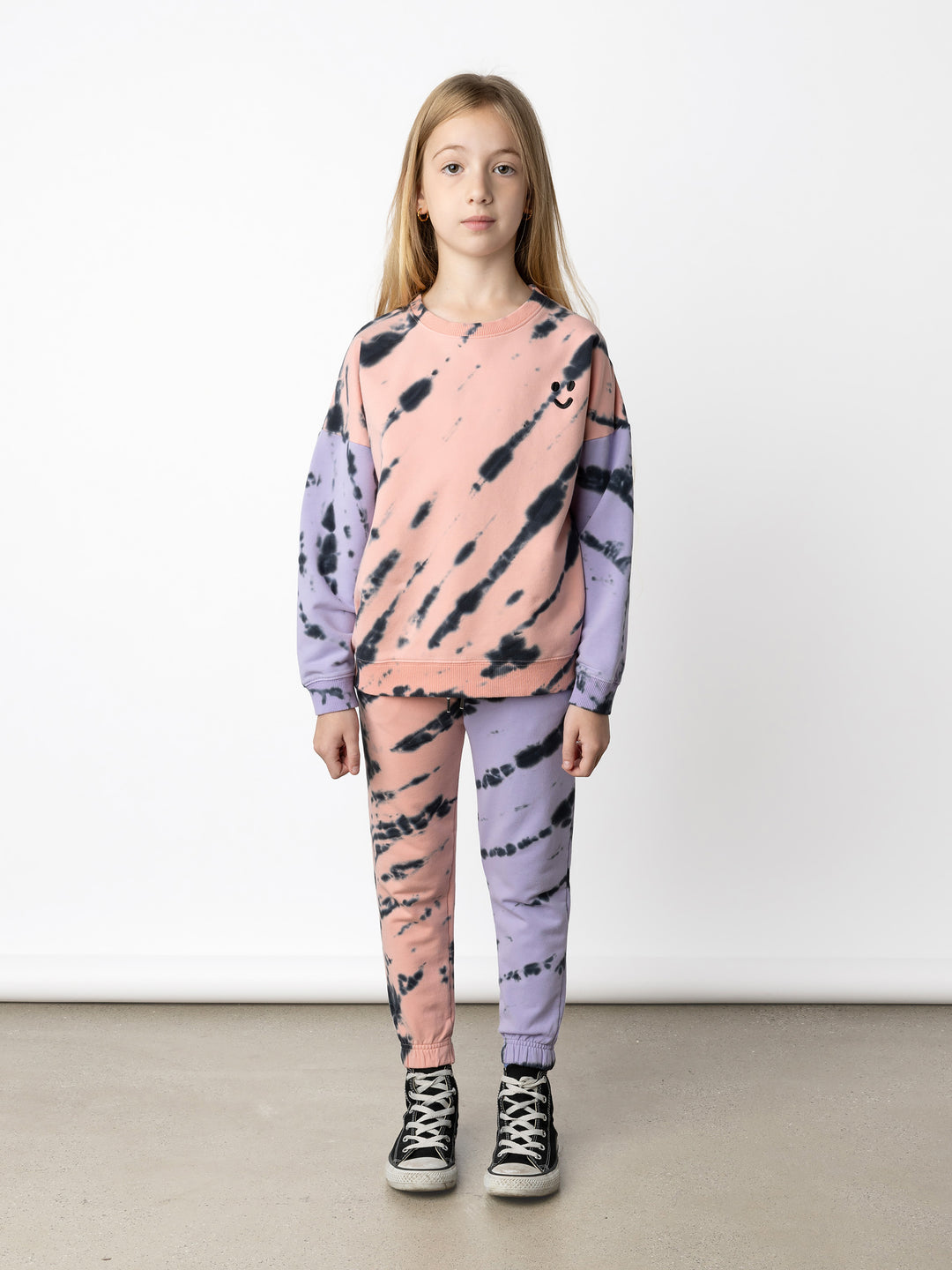 Minti kids clothing. Super cosy oversized fit crew with drop shoulder detail. 2x2 Rib at the neck, hem and cuffs. 320 Gram // 95% Cotton // 5% Elastane.