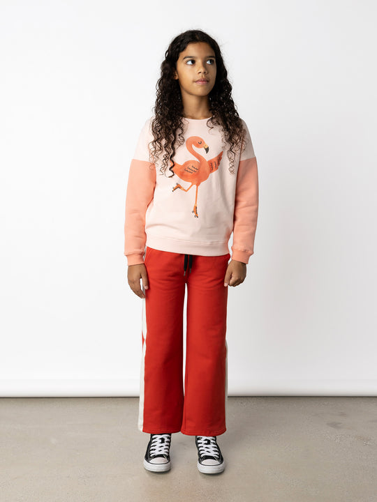 Minti kids clothing. Super cosy oversized fit crew with drop shoulder detail. 2x2 Rib at the neck, hem and cuffs. 330 Gram // Brushed Inside // 95% Cotton // 5% Elastane.