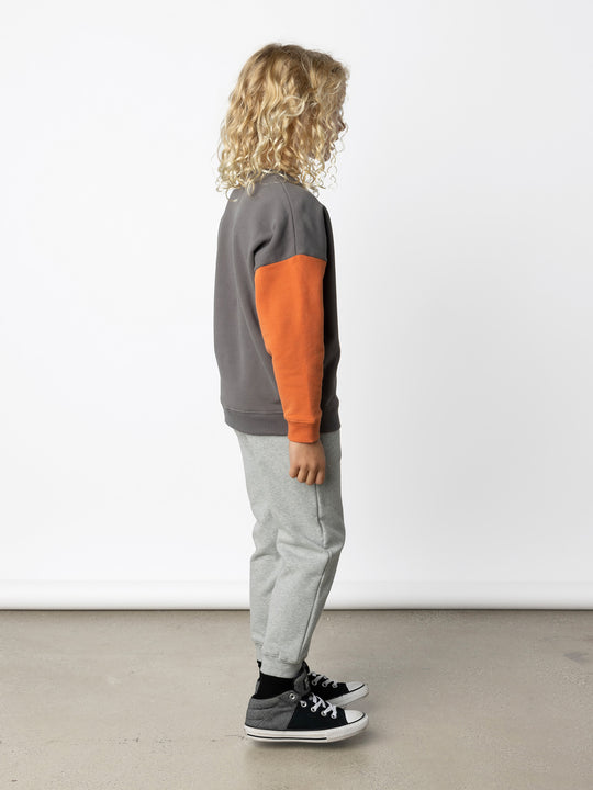 Minti kids clothing. Super cosy oversized fit crew with drop shoulder detail. 2x2 Rib at the neck, hem and cuffs. 330 Gram // Brushed Inside // 95% Cotton // 5% Elastane.