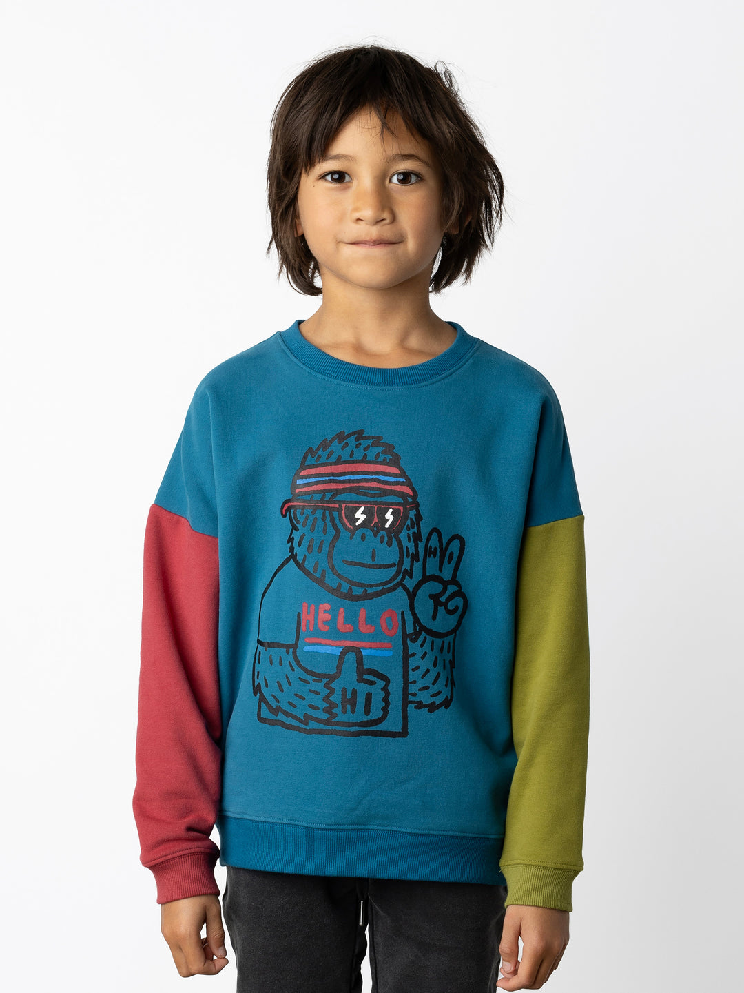 Minti kids clothing. Super cosy oversized fit crew with drop shoulder detail. 2x2 Rib at the neck, hem and cuffs. 330 Gram // Brushed Inside // 95% Cotton // 5% Elastane.