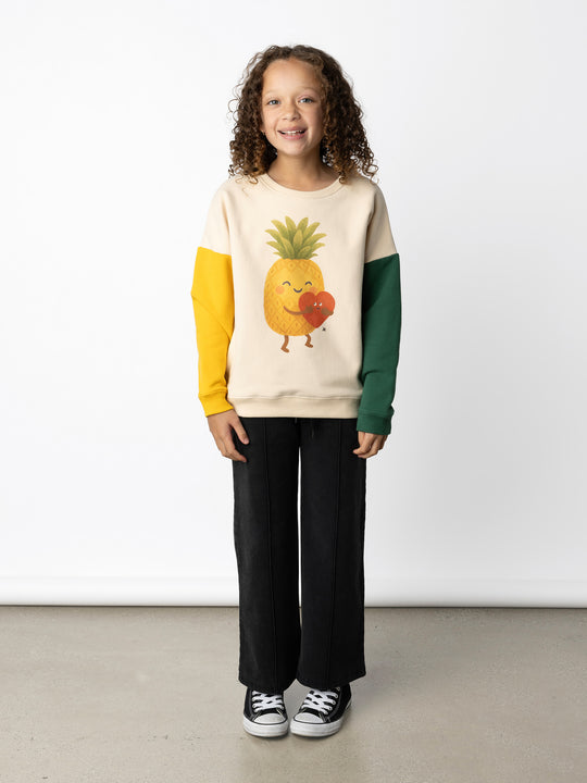 Minti Pineapple Hug Furry Crew