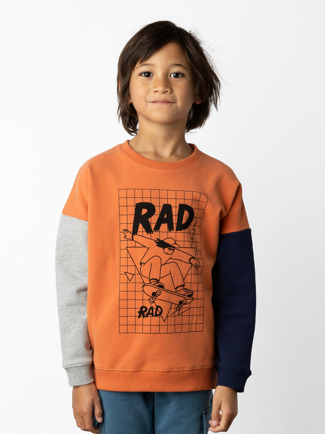 Minti kids clothing. Super cosy oversized fit crew with drop shoulder detail. 2x2 Rib at the neck, hem and cuffs. 330 Gram // Brushed Inside // 95% Cotton // 5% Elastane.