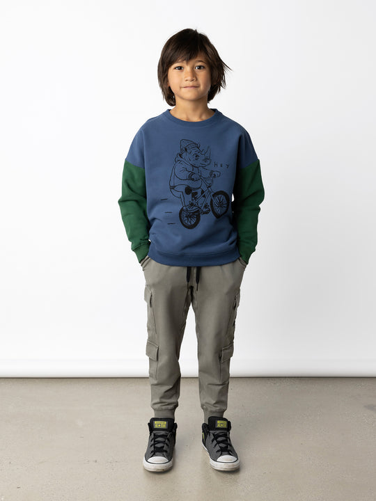 Minti kids clothing. Super cosy oversized fit crew with drop shoulder detail. 2x2 Rib at the neck, hem and cuffs. 330 Gram // Brushed Inside // 95% Cotton // 5% Elastane.