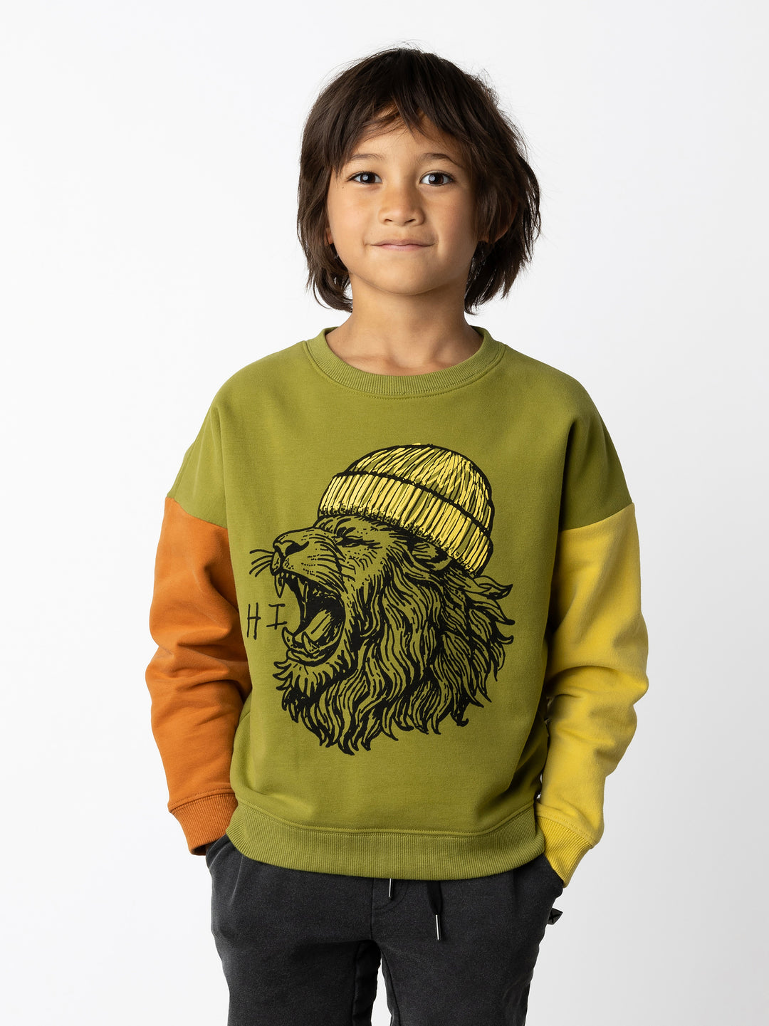 Minti kids clothing. Super cosy oversized fit crew with drop shoulder detail. 2x2 Rib at the neck, hem and cuffs. 330 Gram // Brushed Inside // 95% Cotton // 5% Elastane.