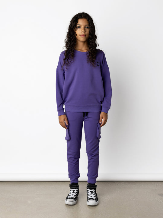 Minti kids clothing. Super cosy oversized fit crew with drop shoulder detail. 2x2 Rib at the neck, hem and cuffs. 320 Gram // 95% Cotton // 5% Elastane.