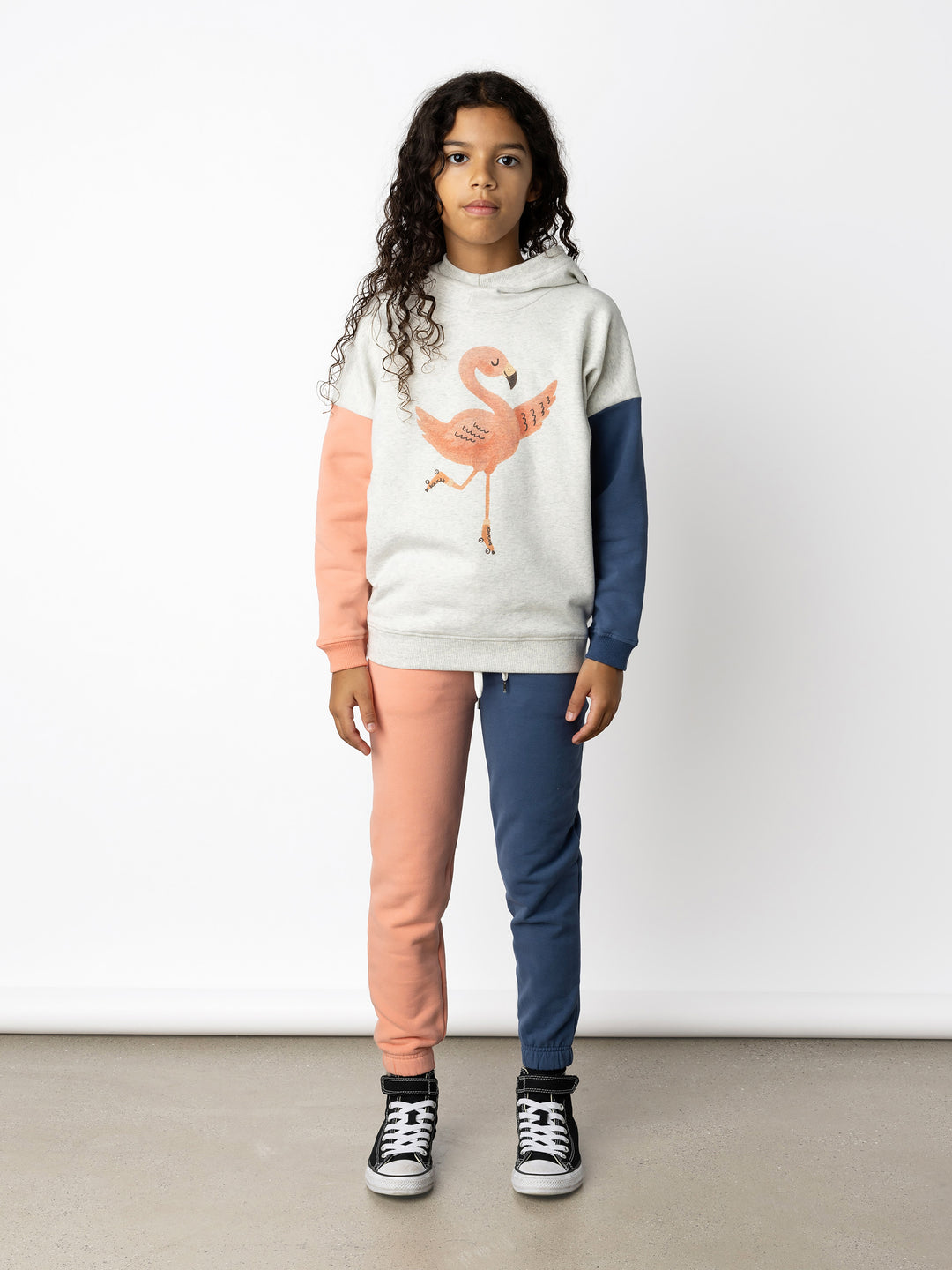 Minti kids clothing. Super cosy oversized fit hoodie with drop shoulder detail. 2x2 Rib on the hood edge, hem and cuffs. 330 Gram // Brushed Inside // 95% Cotton // 5% Elastane.