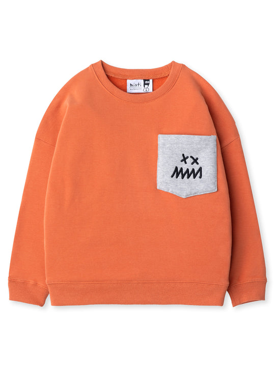 Minti kids clothing. Super cosy oversized fit crew with drop shoulder detail and cool front pocket. 2x2 Rib at the neck, hem and cuffs. 330 Gram // Brushed Inside // 95% Cotton // 5% Elastane.