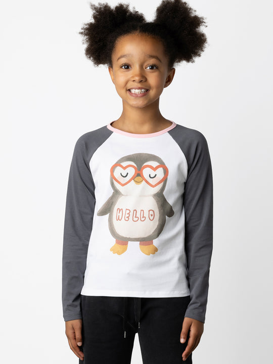 Minti kids clothing. Luxe raglan tee with contrast sleeves and neck. 190 Gram // 95% Cotton // 5% Elastane.