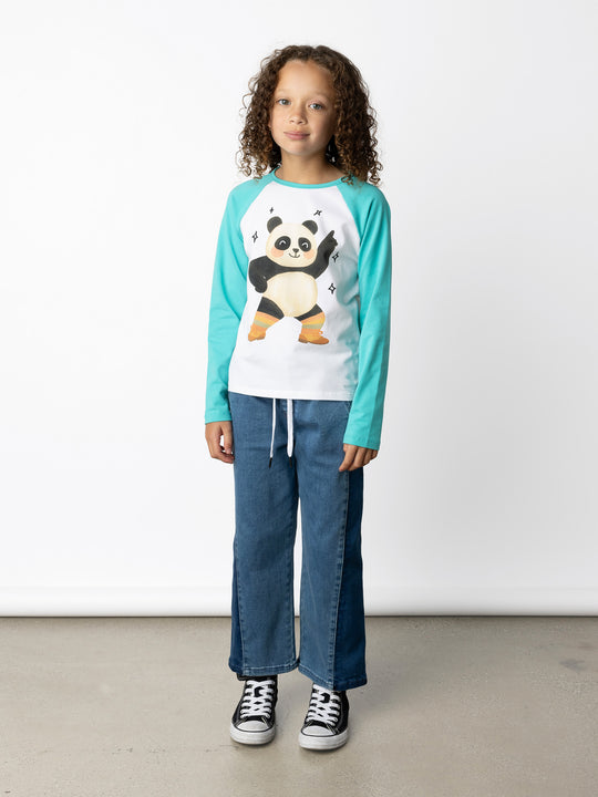 Minti kids clothing. Luxe raglan tee with contrast sleeves and neck. 190 Gram // 95% Cotton // 5% Elastane.