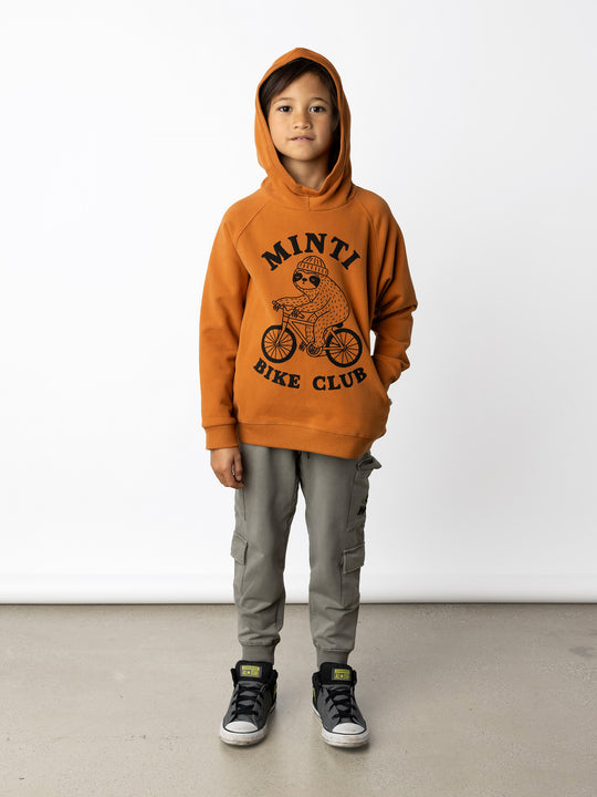 Minti kids clothing. Super comfy hoodie with side pockets and higher neck - perfect for cold days! 330 Gram // Brushed Inside // 95% Cotton // 5% Elastane.