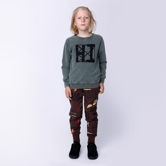 Minti Geometric Hi Crew