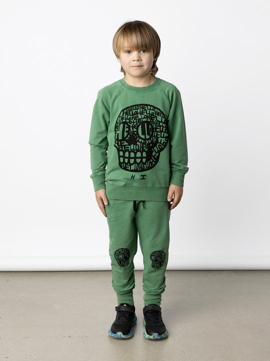Minti kids clothing. Comfy lightweight raglan crew in super cool washed terry. 260 Gram // 95% Cotton // 5% Elastane.