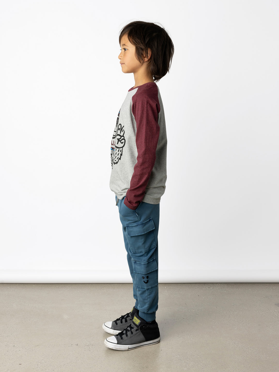 Minti kids clothing. Luxe raglan tee with contrast sleeves and neck. 190 Gram // 95% Cotton // 5% Elastane.