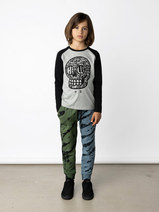 Minti kids clothing. Luxe raglan tee with contrast sleeves and neck. 160 Gram // 100% Cotton.