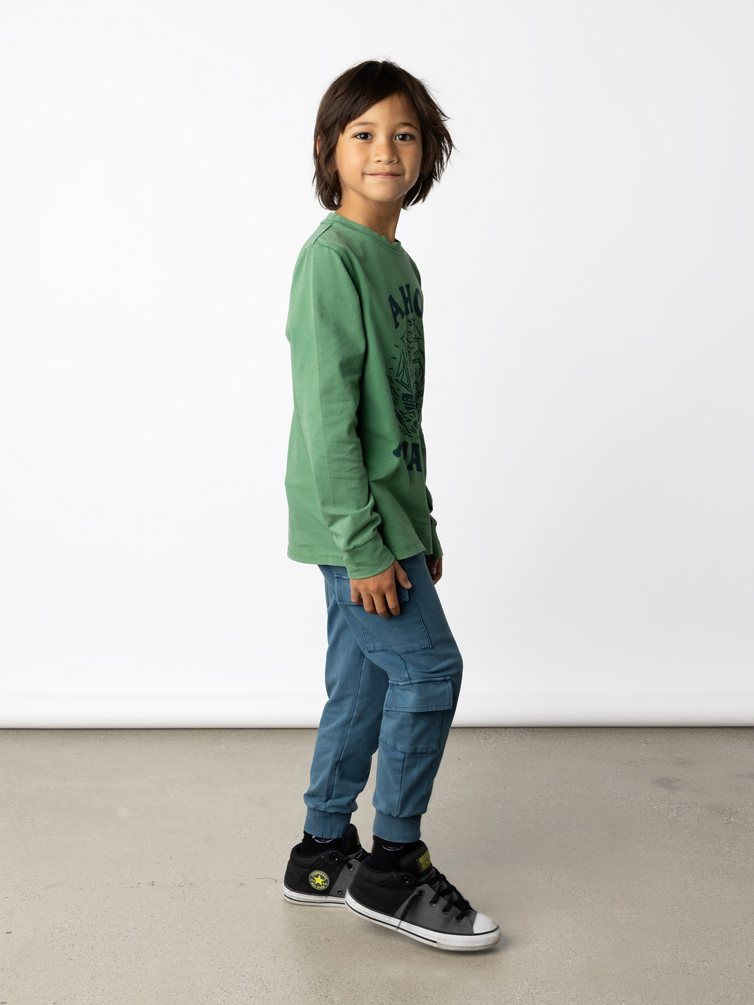 Minti kids clothing. Super luxe tee with self cuffs. 190 Gram // 95% Cotton // 5% Elastane.