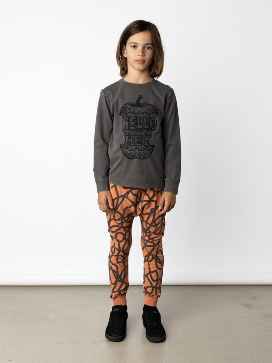 Minti kids clothing. Super luxe tee with self cuffs. 190 Gram // 95% Cotton // 5% Elastane.