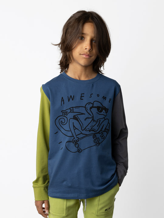 Minti kids clothing. Super luxe tee with self cuffs. 190 Gram // 95% Cotton // 5% Elastane.