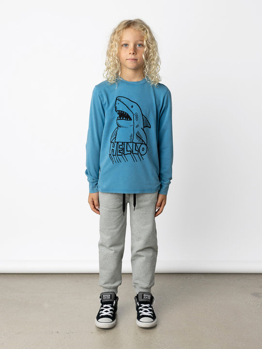 Minti kids clothing. Super luxe tee with self cuffs. 190 Gram // 95% Cotton // 5% Elastane.