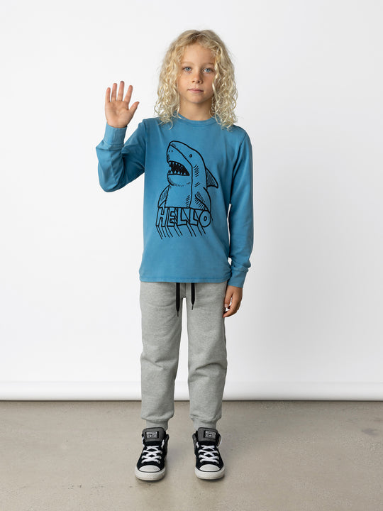 Minti kids clothing. Super luxe tee with self cuffs. 190 Gram // 95% Cotton // 5% Elastane.