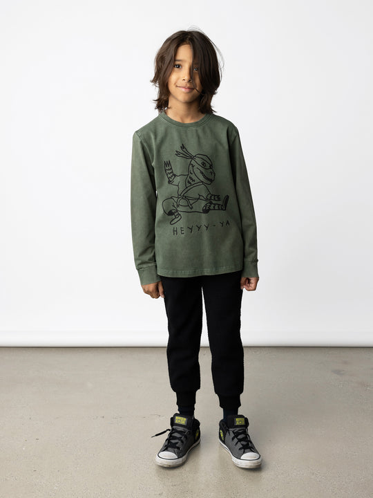 Minti kids clothing. Super luxe tee with self cuffs. 190 Gram // 95% Cotton // 5% Elastane.