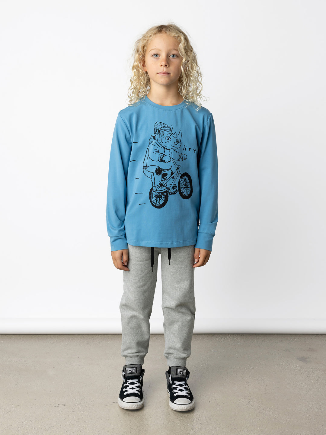Minti kids clothing. Super luxe tee with self cuffs. 180 Gram // 95% Cotton // 5% Elastane.