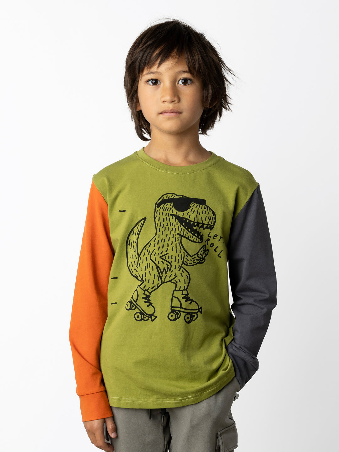Minti kids clothing. Super luxe tee with self cuffs. 190 Gram // 95% Cotton // 5% Elastane.