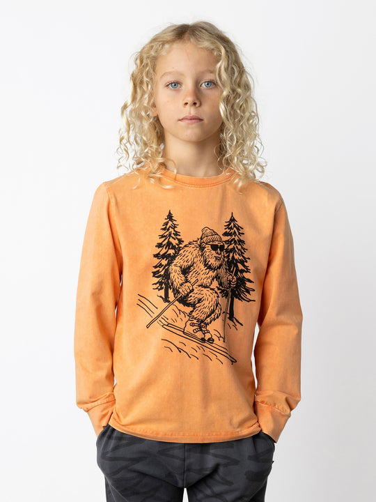 Minti kids clothing. Super luxe tee with self cuffs. 190 Gram // 95% Cotton // 5% Elastane.