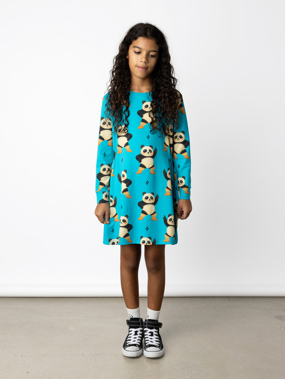 Minti kids clothing. Awesome tshirting weight dress with pinched waist detail. 190 Gram // 95% Cotton // 5% Elastane.