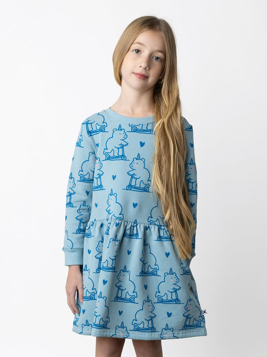 Minti kids clothing. Sweatshirting dress with ruched waist seam and hidden side pockets. 330 Gram // Brushed Inside // 95% Cotton // 5% Elastane.