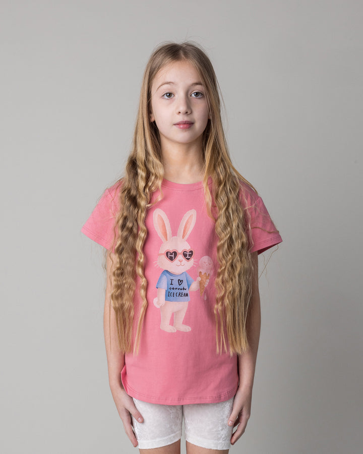 Close up of the Icecream Bunny Tee in candy on a kid, front view
