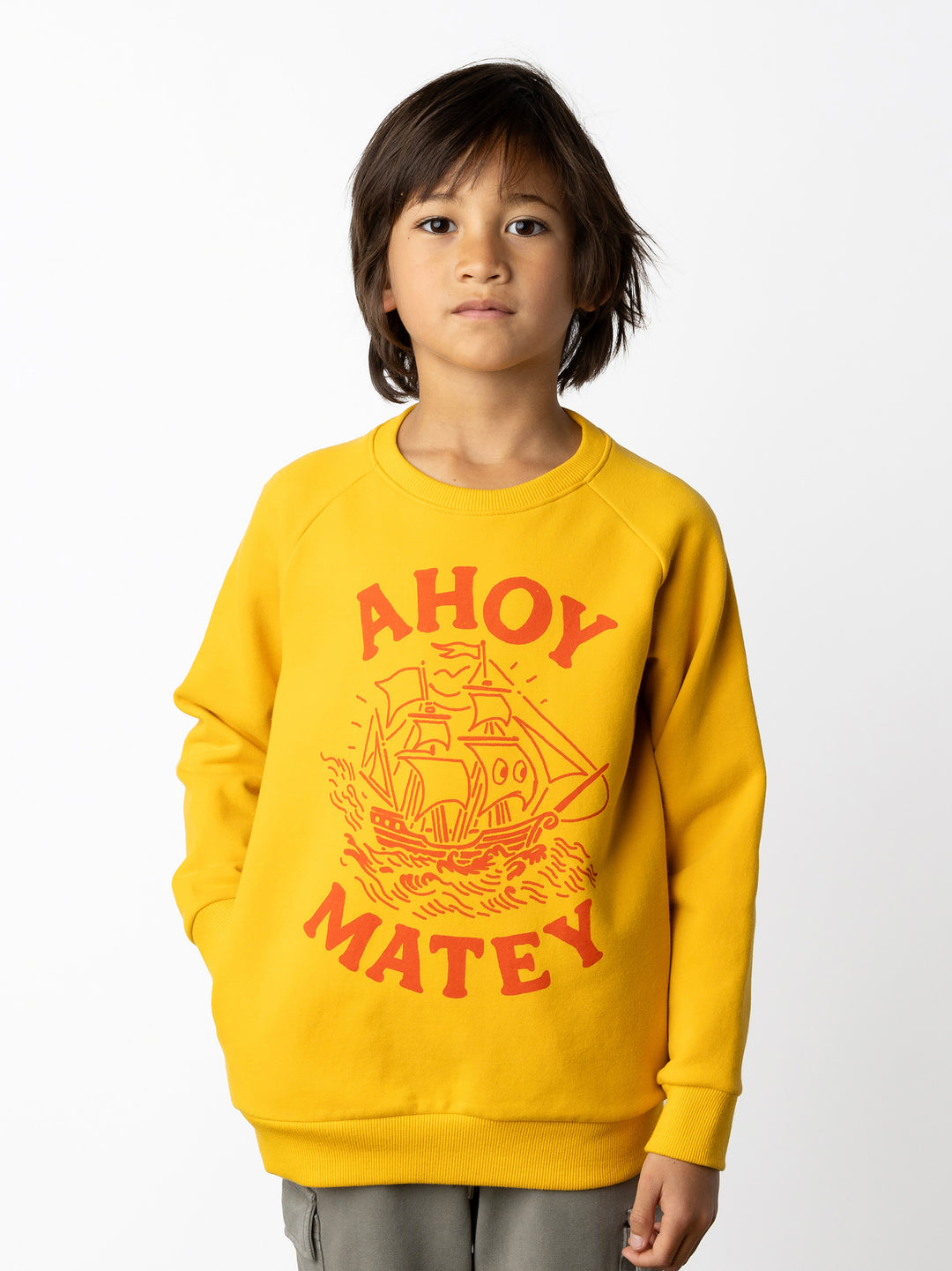 Minti kids clothing. Super cool and comfy crew with hidden side pockets. Perfect for keeping hands warm! 330 Gram // Brushed Inside // 95% Cotton // 5% Elastane.