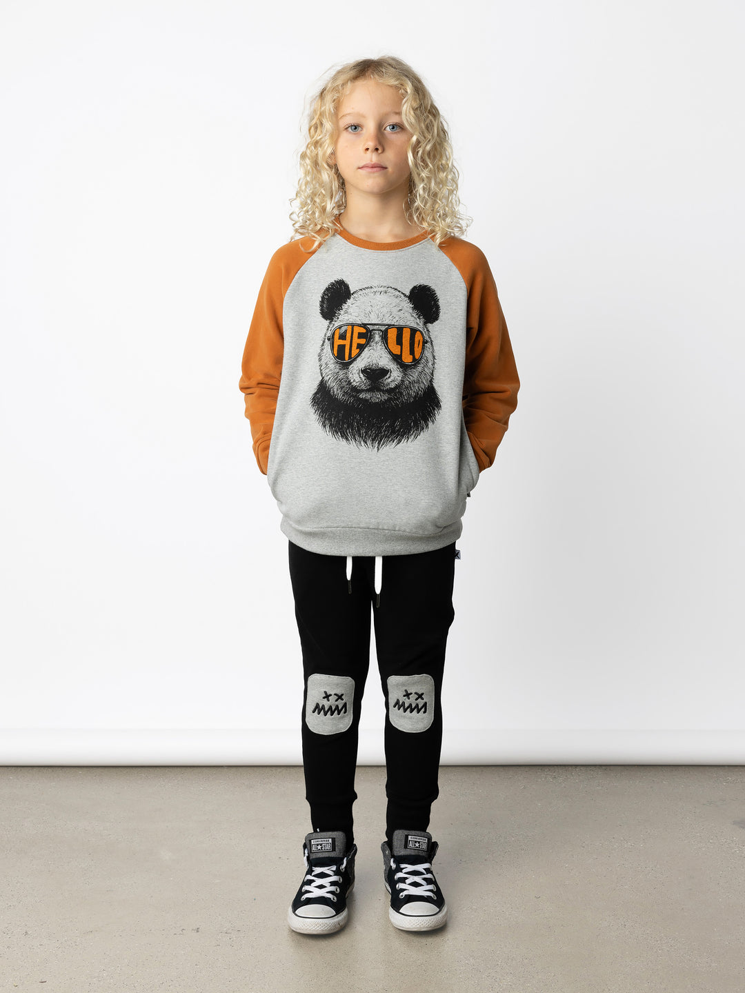 Minti kids clothing. Super cool and comfy crew with hidden side pockets. Perfect for keeping hands warm! 330 Gram // Brushed Inside // 95% Cotton // 5% Elastane.
