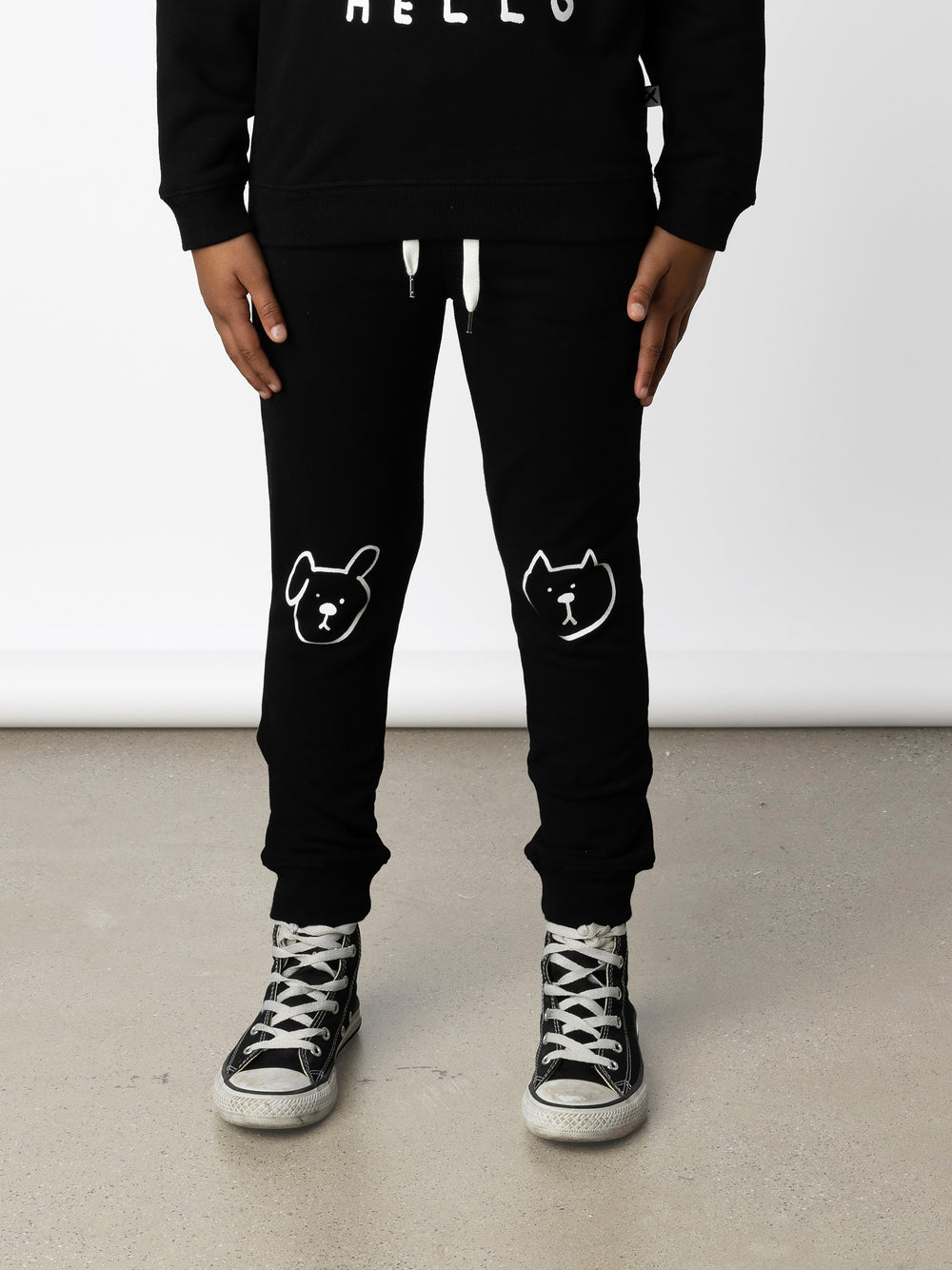 Minti kids clothing. Slim leg trackies with front pockets, shoelace cord and 2x2 rib waistband and cuffs. 330 Gram // Brushed Inside // 95% Cotton // 5% Elastane.